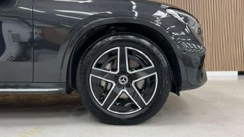 Mercedes-Benz GLC GLC 300 4Matic AMG Line 5dr 9G-Tronic
