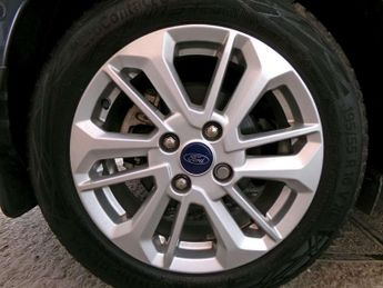 Ford Fiesta 1.0 EcoBoost Hybrid mHEV 125 Titanium 5dr Auto