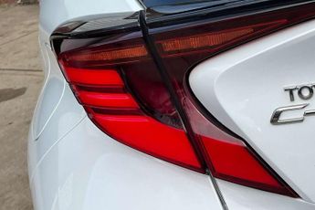 Toyota C-HR 1.8 Hybrid GR Sport 5dr CVT