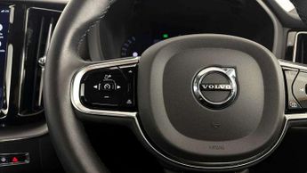 Volvo XC60 2.0 B4D Plus Dark 5dr AWD Geartronic