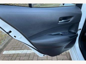 Toyota Corolla 1.8 VVT-i Hybrid Design 5dr CVT