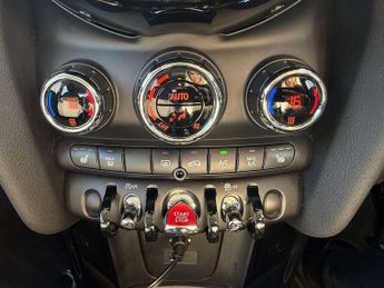 MINI Hatchback 5dr 1.5 Cooper Classic 5dr Auto