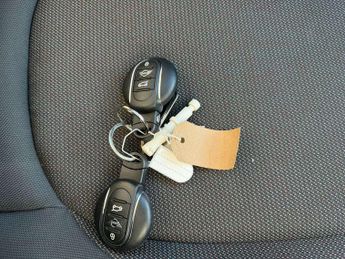 MINI Hatchback 5dr 1.5 Cooper Classic 5dr Auto