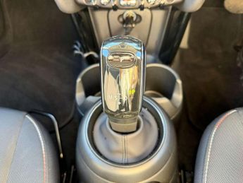 MINI Hatchback 5dr 1.5 Cooper Classic 5dr Auto