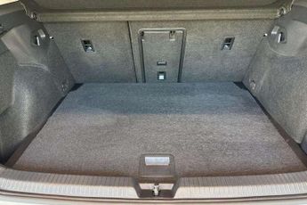Volkswagen Golf 1.5 eTSI 150 Life 5dr DSG