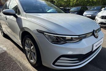 Volkswagen Golf 1.5 eTSI 150 Life 5dr DSG