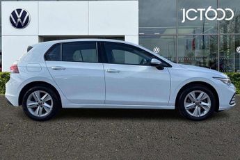 Volkswagen Golf 1.5 eTSI 150 Life 5dr DSG