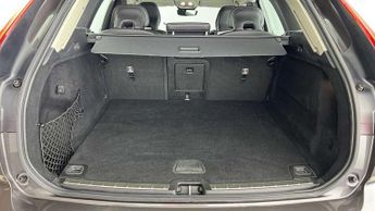 Volvo XC60 2.0 B4D Momentum 5dr AWD Geartronic