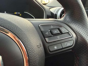 MG HS 1.5 T-GDI Excite 5dr DCT