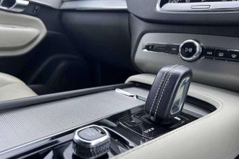 Volvo XC90 2.0 B5D [235] R DESIGN Pro 5dr AWD Geartronic