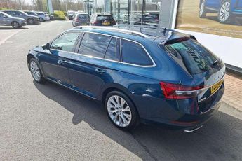 Skoda Superb Estate 2.0 TSI 280 Laurin + Klement 4x4 5dr DSG