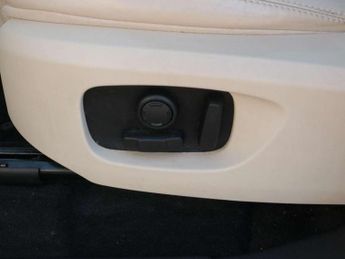 Land Rover Discovery Sport 2.0 TD4 180 HSE Luxury 5dr Auto