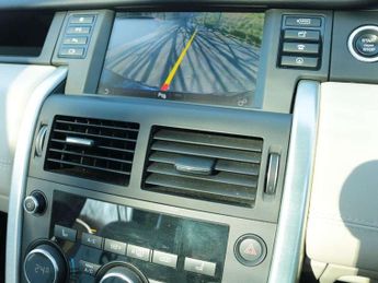 Land Rover Discovery Sport 2.0 TD4 180 HSE Luxury 5dr Auto