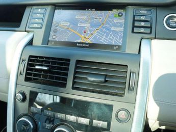 Land Rover Discovery Sport 2.0 TD4 180 HSE Luxury 5dr Auto