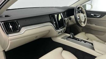 Volvo V60 Cross Country 2.0 B4D Cross Country 5dr AWD Auto