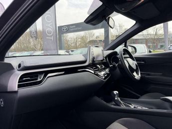 Toyota C-HR 1.8 Hybrid Icon 5dr CVT
