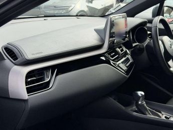 Toyota C-HR 1.8 Hybrid Icon 5dr CVT