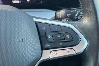 Volkswagen Golf 1.5 eTSI 150 Life 5dr DSG