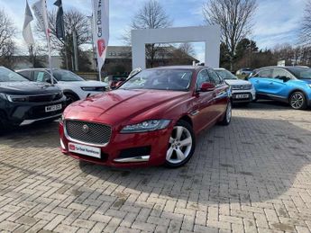 Jaguar XF 2.0i [300] Portfolio 4dr Auto AWD