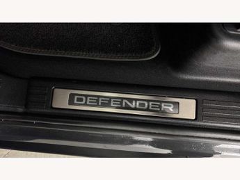 Land Rover Defender 2.0 P400e X 110 5dr Auto