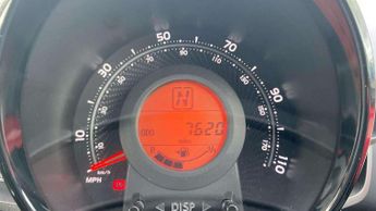 Toyota Aygo 1.0 VVT-i X-Trend 5dr x-shift