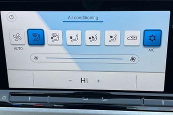 Volkswagen Golf Estate 1.0 eTSI Life 5dr DSG