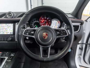 Porsche Macan GTS 5dr PDK