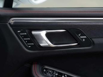 Porsche Macan GTS 5dr PDK