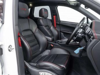 Porsche Macan GTS 5dr PDK