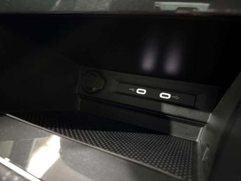 Volkswagen Tiguan 2.0 TDI 4Motion R-Line 5dr DSG