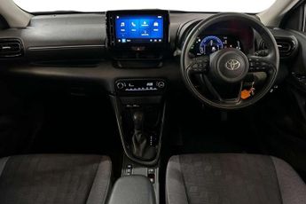Toyota Yaris 1.5 Hybrid Design 5dr CVT