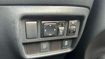 Nissan Juke 1.6 N-Connecta 5dr Xtronic