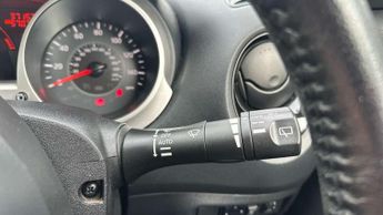 Nissan Juke 1.6 N-Connecta 5dr Xtronic