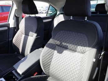 Skoda Superb 2.0 TDI CR SE 5dr DSG