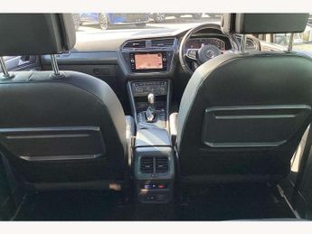 Volkswagen Tiguan 2.0 TSi 230 4Motion SEL 5dr DSG