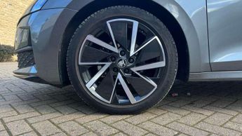 Skoda Octavia Estate 1.5 TSI 150 e-TEC Sportline 5dr DSG