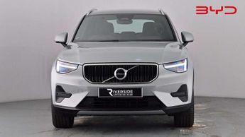 Volvo XC40 2.0 B3P Core 5dr Auto