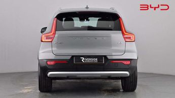 Volvo XC40 2.0 B3P Core 5dr Auto