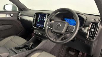 Volvo XC40 2.0 B3P Core 5dr Auto