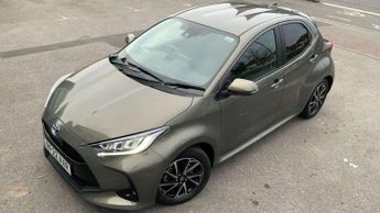 Toyota Yaris 1.5 Hybrid Design 5dr CVT