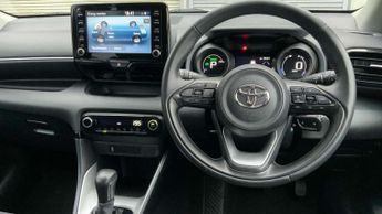 Toyota Yaris 1.5 Hybrid Design 5dr CVT