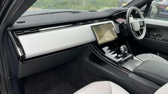 Land Rover Range Rover Sport 3.0 D300 Dynamic SE 5dr Auto
