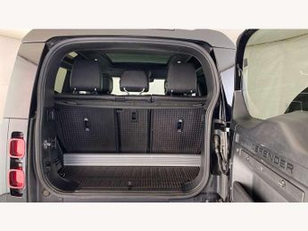 Land Rover Defender 3.0 D250 HSE 90 3dr Auto