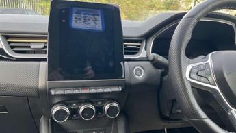 Renault Captur 1.6 E-Tech hybrid 145 Engineered BOSE Edn 5dr Auto