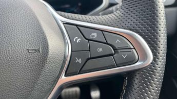 Renault Captur 1.6 E-Tech hybrid 145 Engineered BOSE Edn 5dr Auto