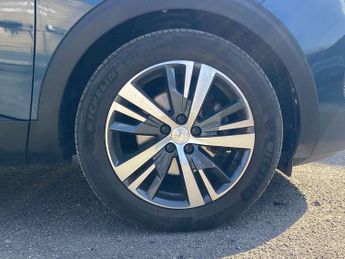 Peugeot 3008 1.2 PureTech Active Premium+ 5dr EAT8