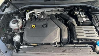 Volkswagen Tiguan 2.0 TSi 230 4Motion SEL 5dr DSG