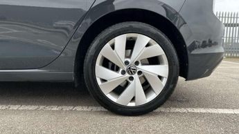 Volkswagen Golf 1.5 eTSI 150 Style 5dr DSG