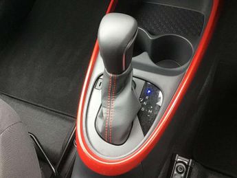 Toyota Aygo X 1.0 VVT-i Edge 5dr Auto