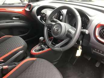 Toyota Aygo X 1.0 VVT-i Edge 5dr Auto
